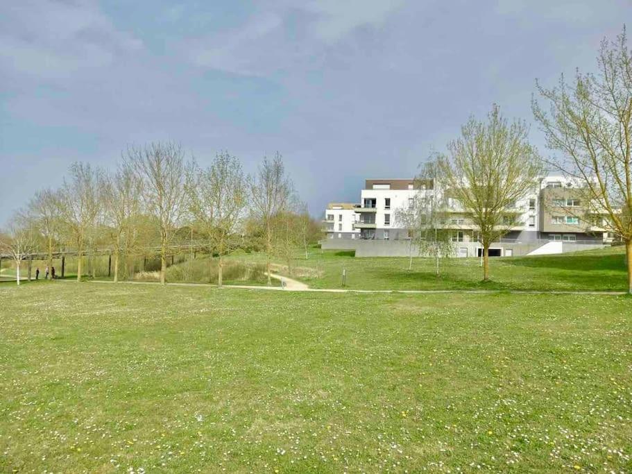 Le Domaine Reserve , Parking Et Ecrin De Verdure Amiens Ngoại thất bức ảnh